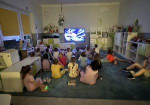 Nocowanka- kino i popcorn w piżamach