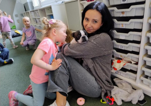 zajęcia edukacyjne z psem Cioci Moni- Ritą