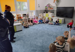Zajęcia z policjantkami