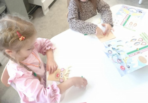 Tworzenie świątecznych kartek pocztowych