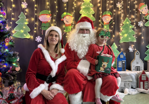 zdjęcie z Mikołajem i Mikołajową