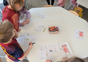 Zajęcia w ramach projektu "Czuciaki z krainy emocji"