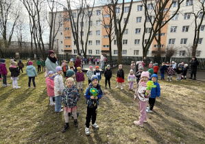 Powitanie Wiosny- zabawy w ogrodzie