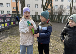 Powitanie Wiosny- zabawy w ogrodzie