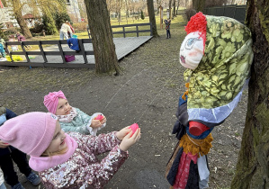 Powitanie Wiosny- zabawy w ogrodzie