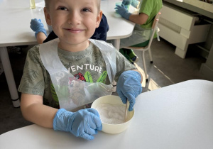 warsztaty sensoryczne- kule do kąpieli