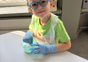 warsztaty sensoryczne- kule do kąpieli