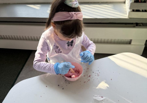 warsztaty sensoryczne- kule do kąpieli