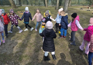 Powitanie Wiosny - zabawy w ogrodzie