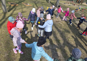 Powitanie Wiosny - zabawy w ogrodzie