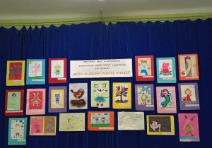 Wystawa prac plastycznych wykonanych przez dzieci i rodziców na konkurs ""Moja ulubiona postać z bajki"